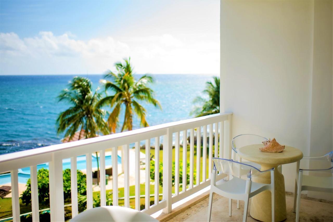 Whispering Seas Oceanfront Suite Ocho Rios Exteriör bild